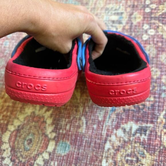 CROCS lined J1 Red Spider-Man Clogs for Kids - Picture 6 of 8